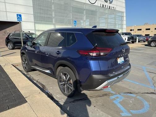 2023 Nissan Rogue Platinum