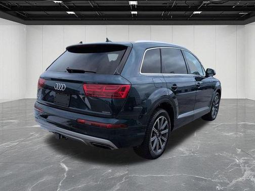 Galaxy Blue Metallic 2019 Audi Q7 55 Premium