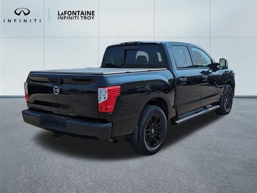 2018 Nissan Titan SV
