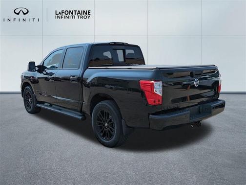 2018 Nissan Titan SV