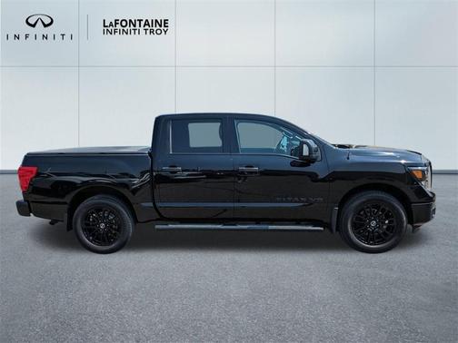 2018 Nissan Titan SV