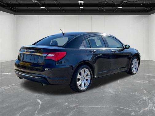 2012 Chrysler 200 Touring