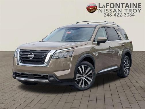2025 Nissan Pathfinder Platinum
