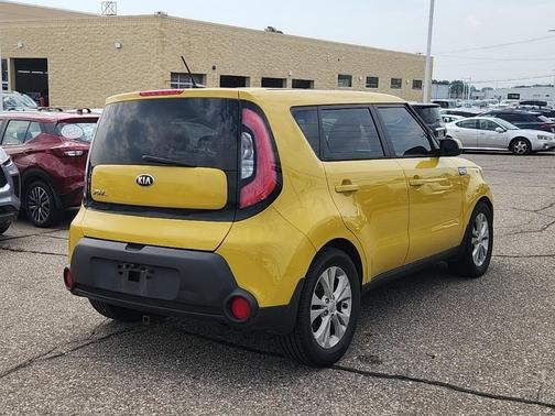 2015 Kia Soul +