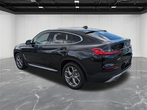 2021 BMW X4 xDrive30i