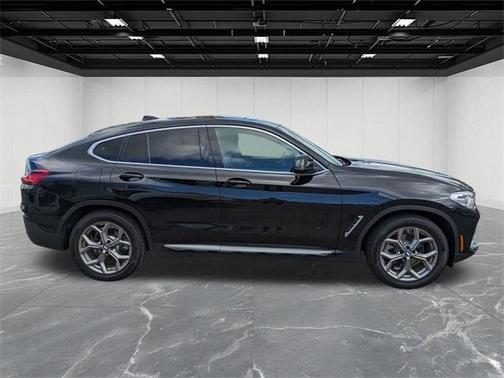 2021 BMW X4 xDrive30i