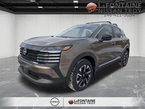 Canyon Bronze M 2026 Nissan Kicks SV