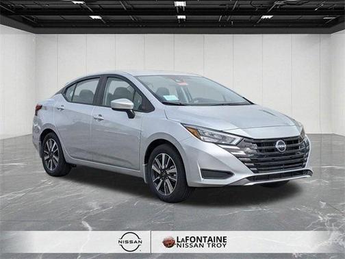 2025 Nissan Versa 1.6 SV