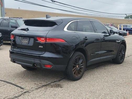 2020 Jaguar F-PACE 30t Prestige