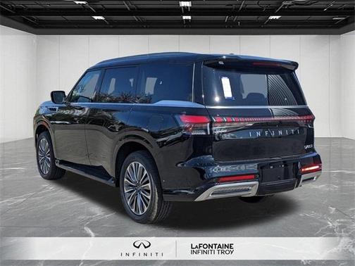 2026 INFINITI QX80 Luxe