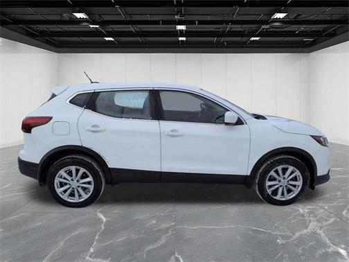 2018 Nissan Rogue Sport S