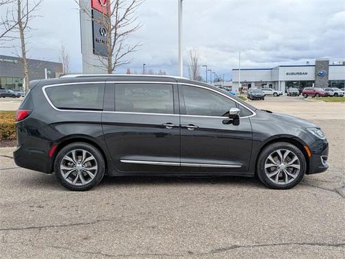 2017 Chrysler Pacifica Limited