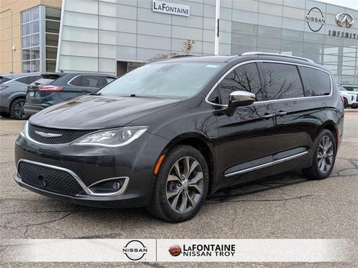 2017 Chrysler Pacifica Limited