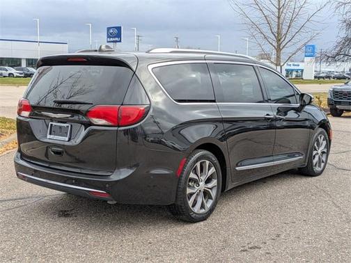 2017 Chrysler Pacifica Limited
