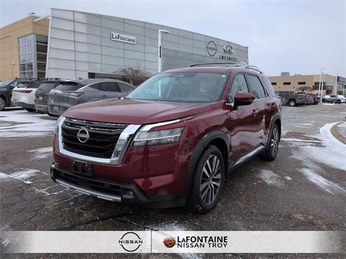 2022 Nissan Pathfinder Platinum