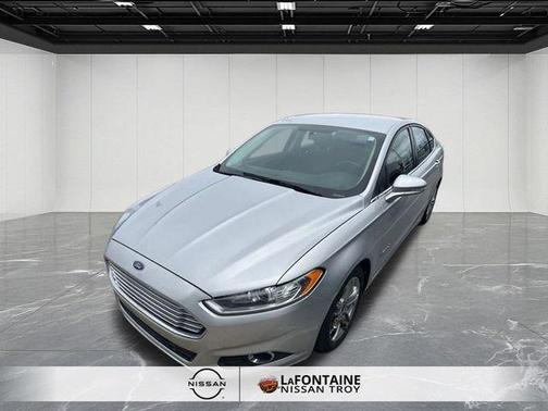2016 Ford Fusion Hybrid SE