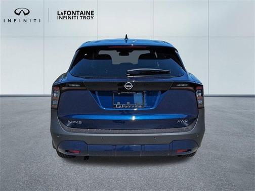 2025 Nissan Kicks SV