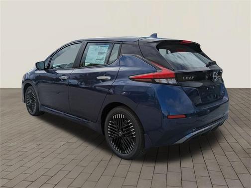 2025 Nissan Leaf SV PLUS
