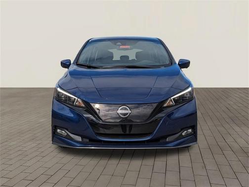 2025 Nissan Leaf SV PLUS