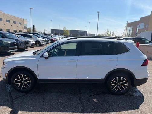 Pure White 2021 Volkswagen Tiguan 2.0T SE