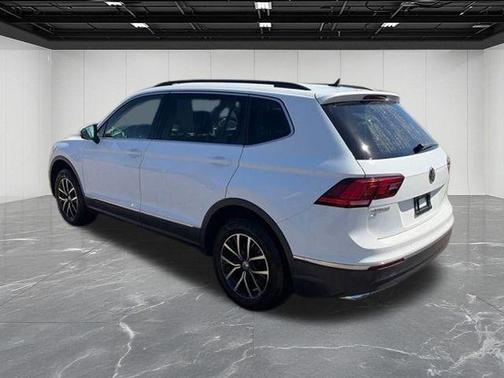 Pure White 2021 Volkswagen Tiguan 2.0T SE