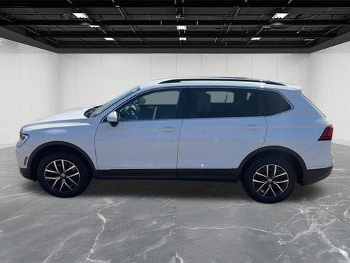 Pure White 2021 Volkswagen Tiguan 2.0T SE