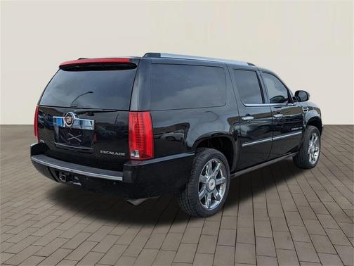2013 Cadillac Escalade ESV Luxury