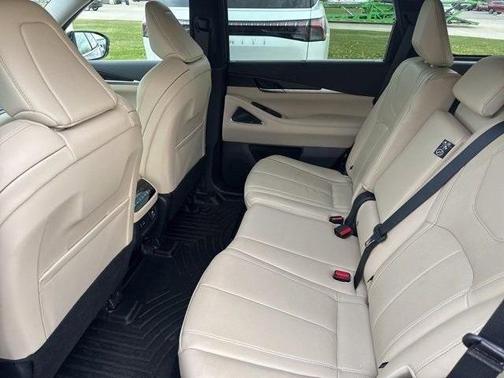 2023 INFINITI QX60 SENSORY