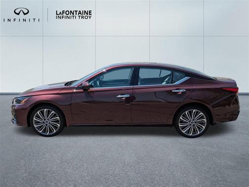2024 Nissan Altima 2.5 SL