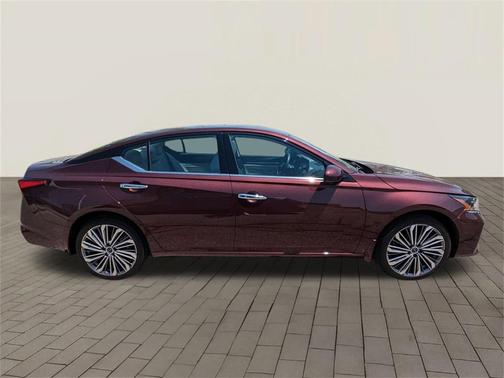 2024 Nissan Altima 2.5 SL