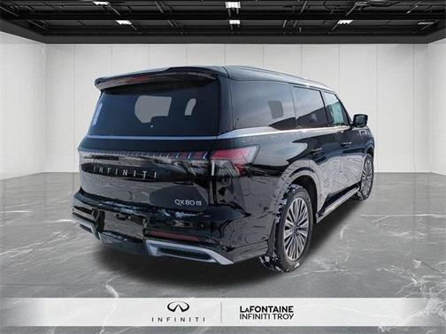 2026 INFINITI QX80 Luxe