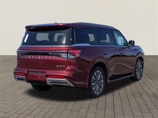 2025 INFINITI QX80 Luxe