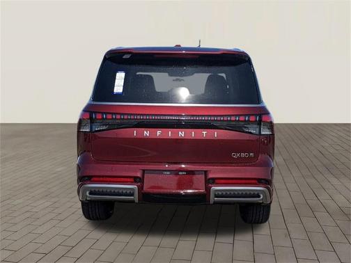 2025 INFINITI QX80 Luxe