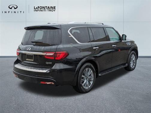 2021 INFINITI QX80 Luxe