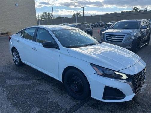 2025 Nissan Altima S