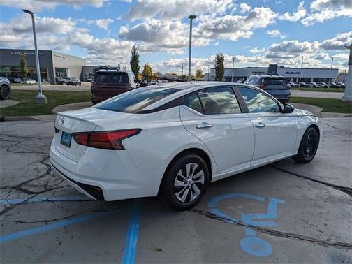 2025 Nissan Altima S