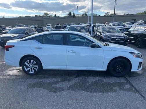 2025 Nissan Altima S