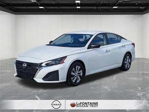 2025 Nissan Altima S