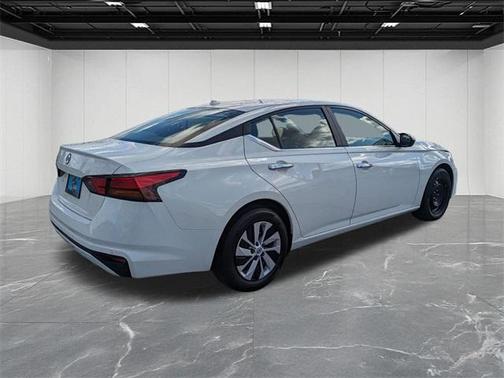2025 Nissan Altima S