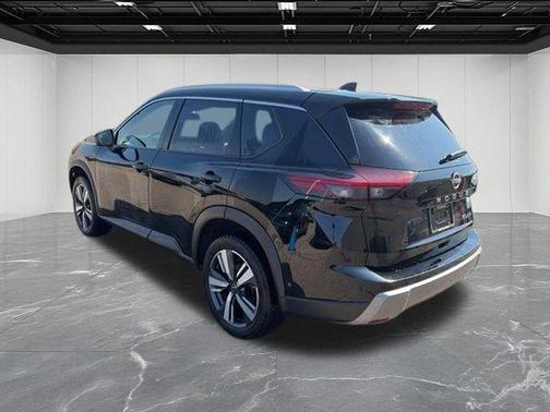 Super Black 2024 Nissan Rogue SL
