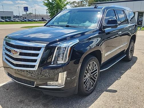 2017 Cadillac Escalade Luxury
