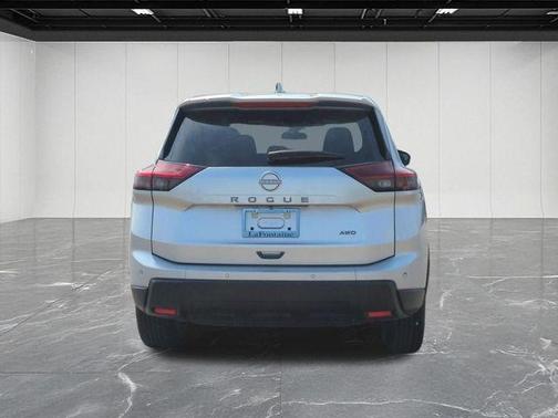 Brilliant Silver Metallic 2025 Nissan Rogue SV