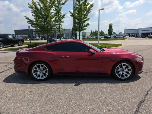 2015 Ford Mustang EcoBoost Premium