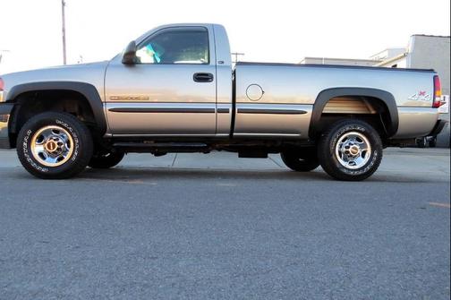 2002 GMC Sierra 2500 SL H/D