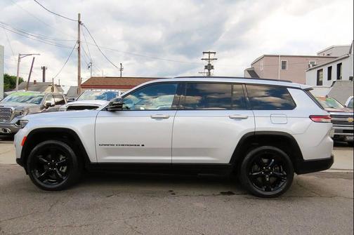 Silver Zynith 2021 Jeep Grand Cherokee L Altitude