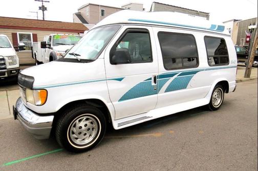 1993 Ford E150 Base