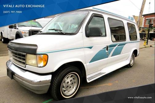 1993 Ford E150 Base