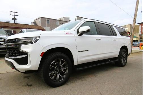 2021 Chevrolet Suburban 4WD Z71