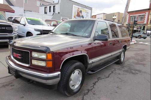 Dark Toreador Red Metallic 1999 GMC Suburban SLT CMI