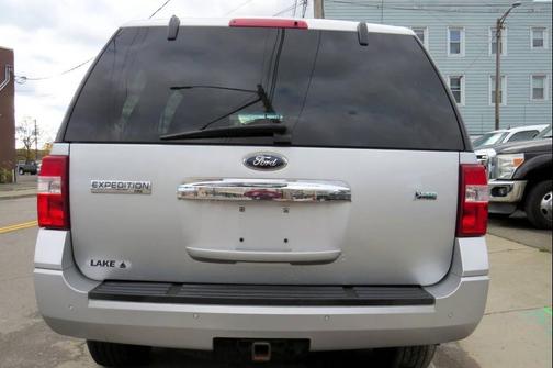 Ingot Silver Metallic 2014 Ford Expedition XLT